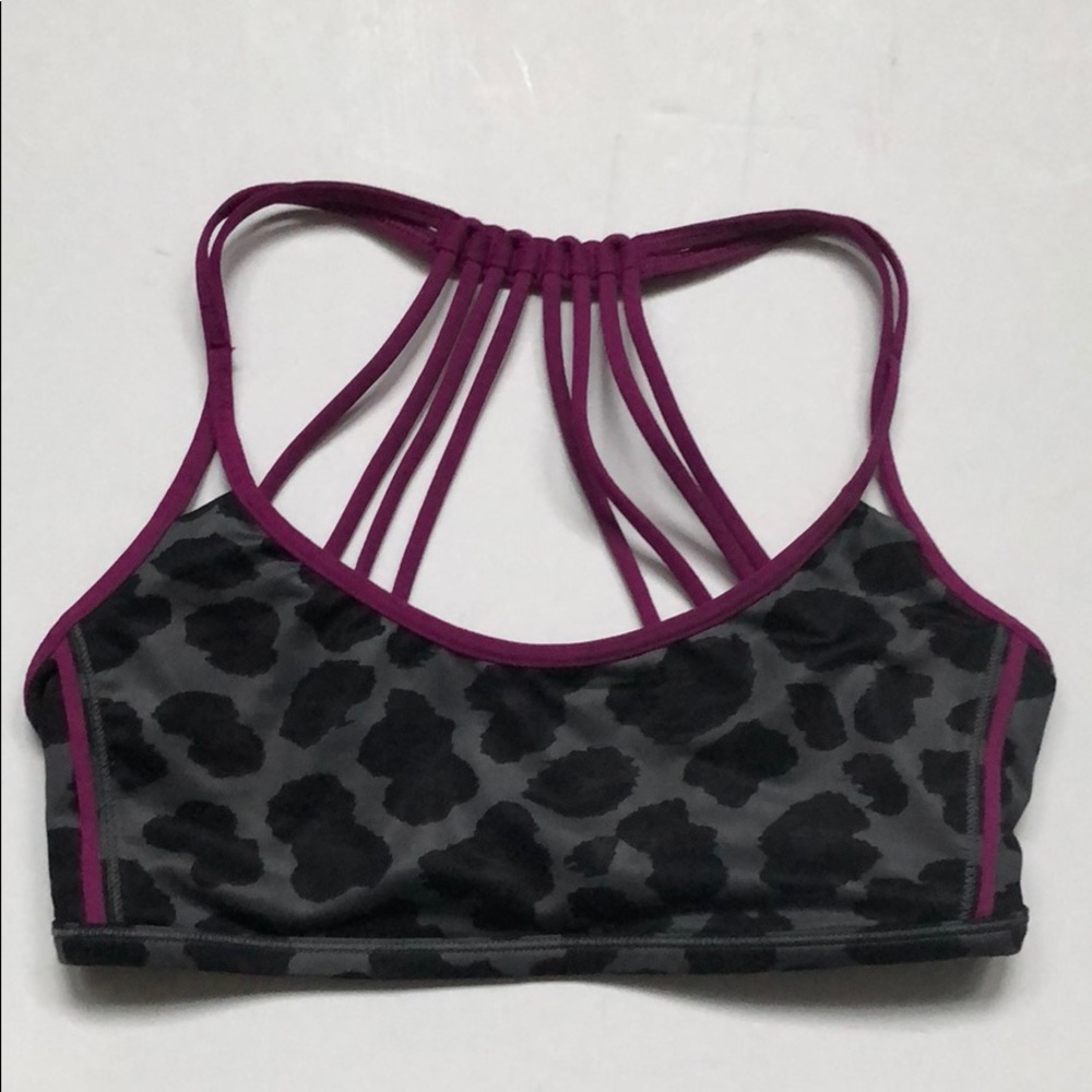 Lululemon Lighten Up Bra - size 6